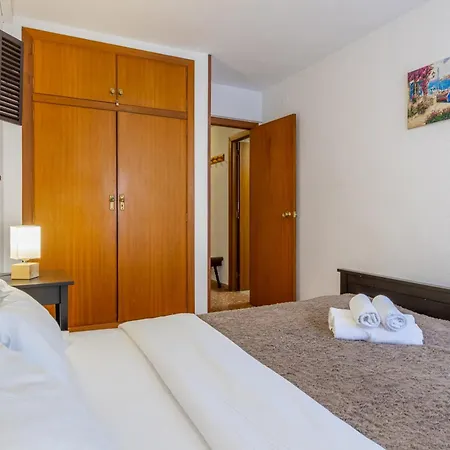 Inftour Apolo Iii Apartmán *
